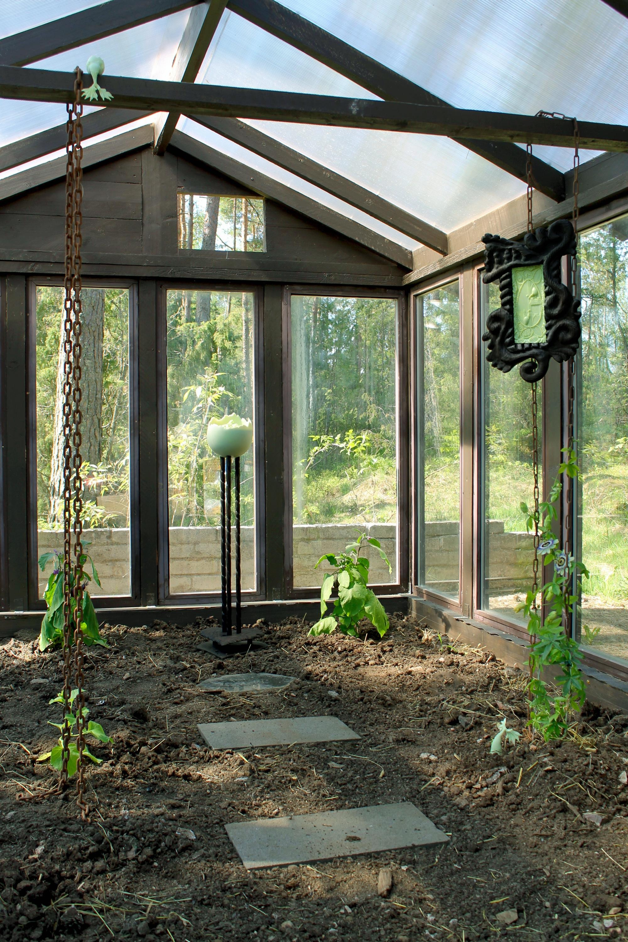 - file://vDXMiU1yZ35OEF6z